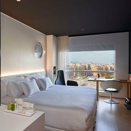 Hotel Barcelo Sants Barcellona Esterno foto