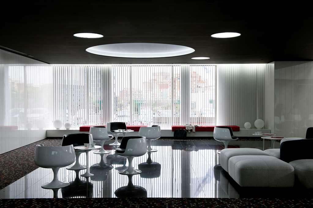 Hotel Barcelo Sants Barcellona Interno foto