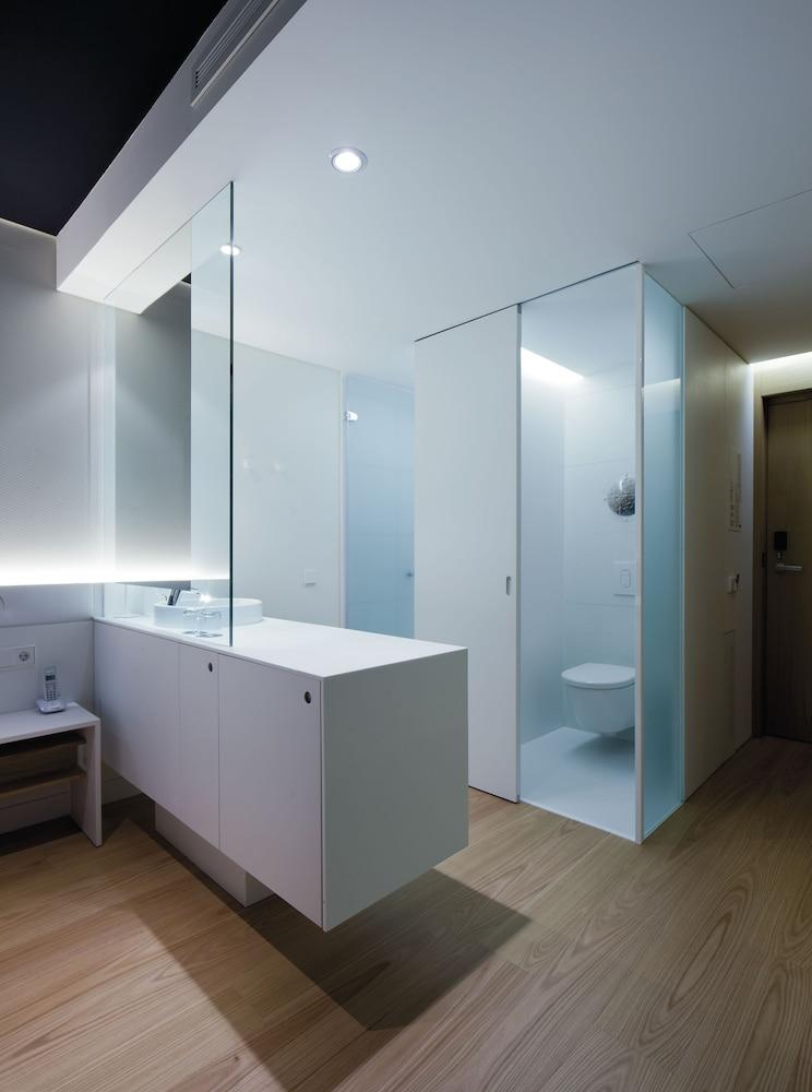 Hotel Barcelo Sants Barcellona Esterno foto