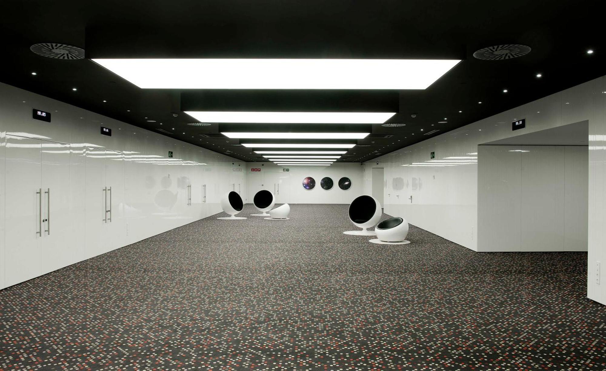 Hotel Barcelo Sants Barcellona Esterno foto