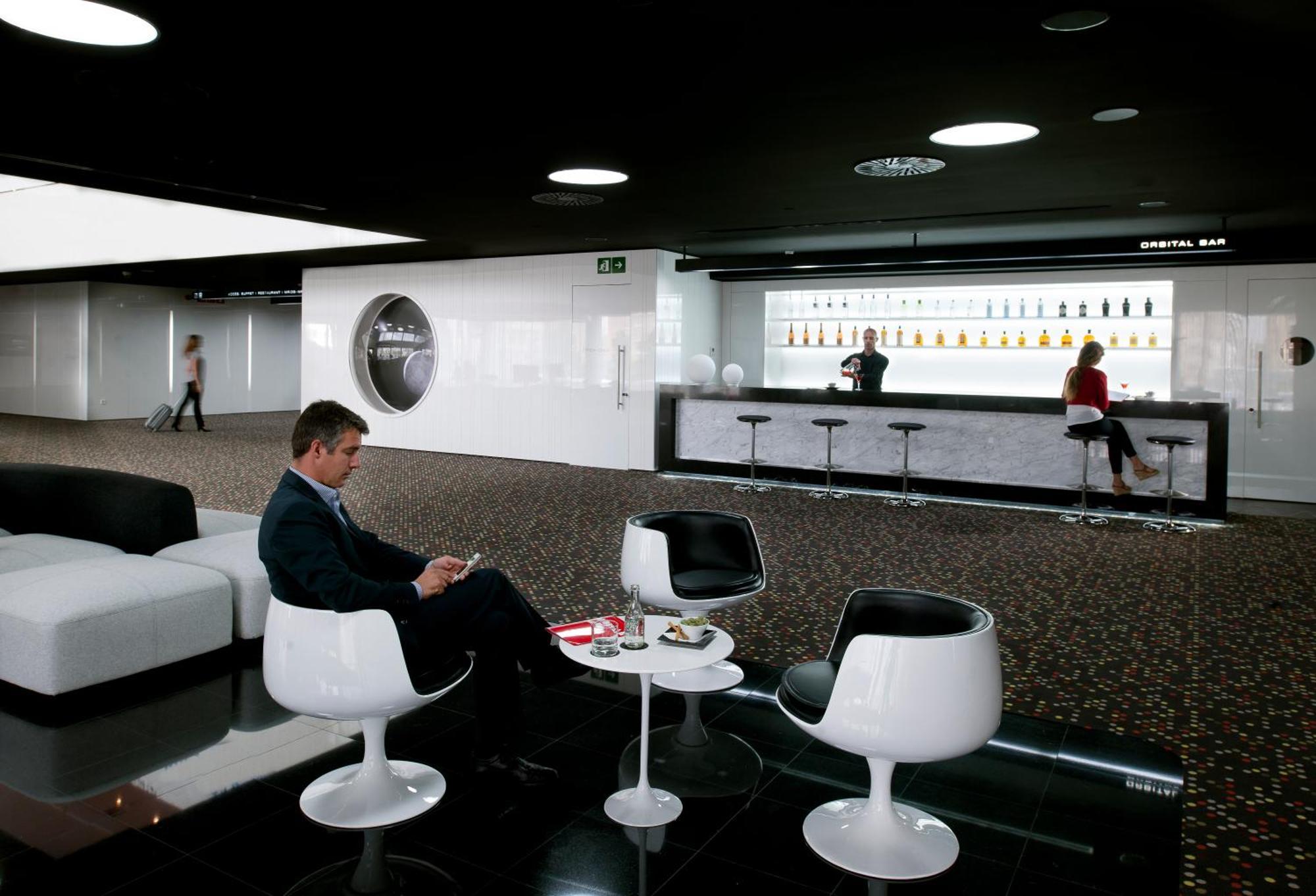 Hotel Barcelo Sants Barcellona Esterno foto