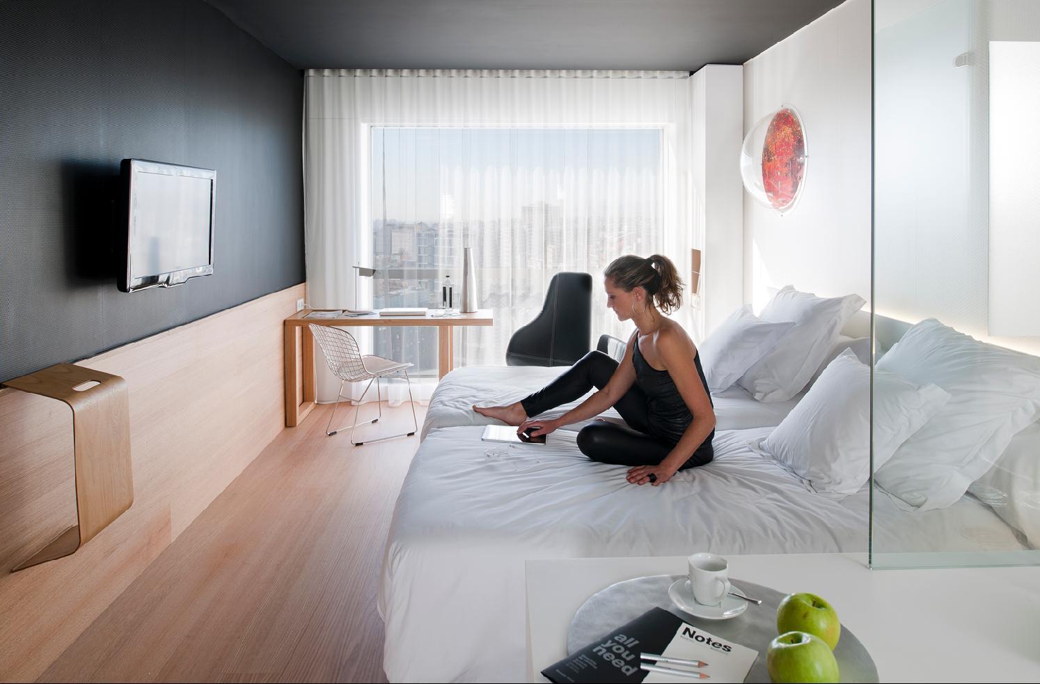 Hotel Barcelo Sants Barcellona Esterno foto