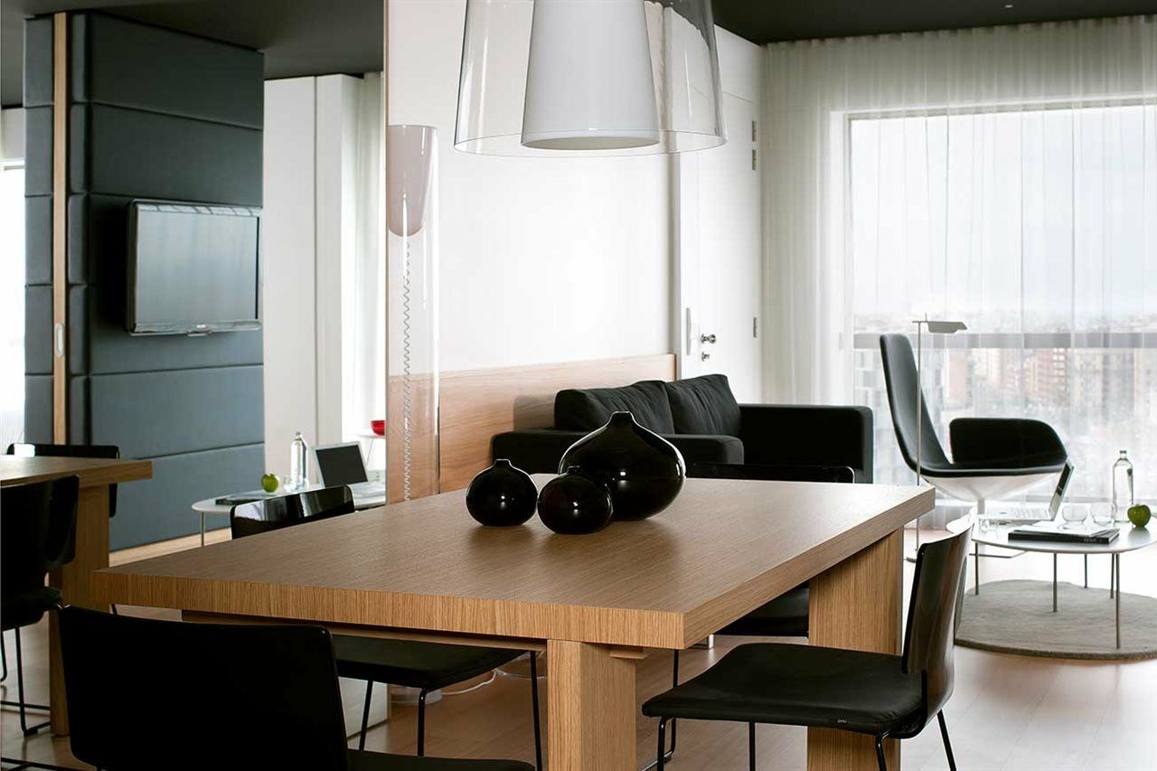 Hotel Barcelo Sants Barcellona Esterno foto