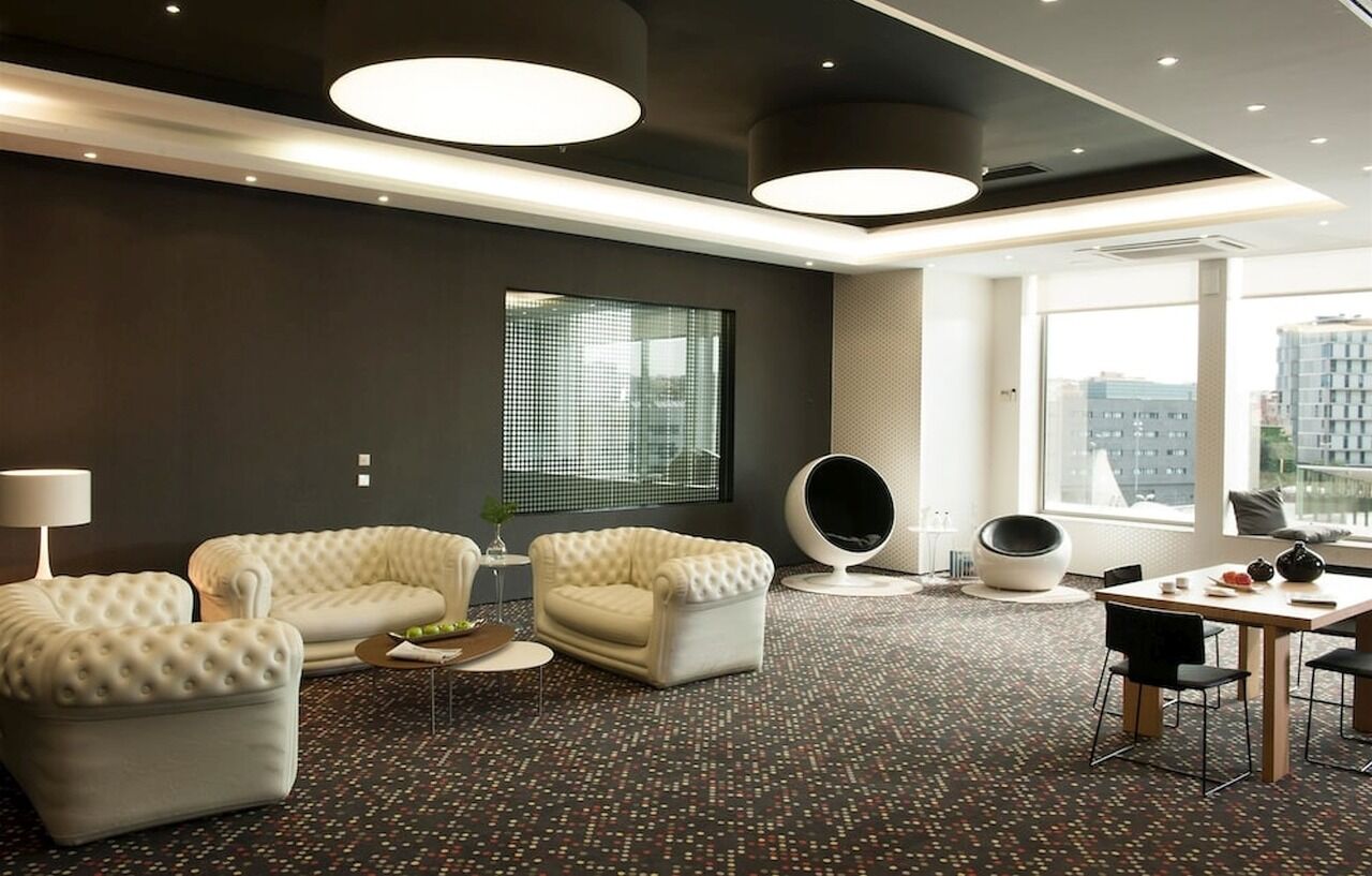 Hotel Barcelo Sants Barcellona Esterno foto